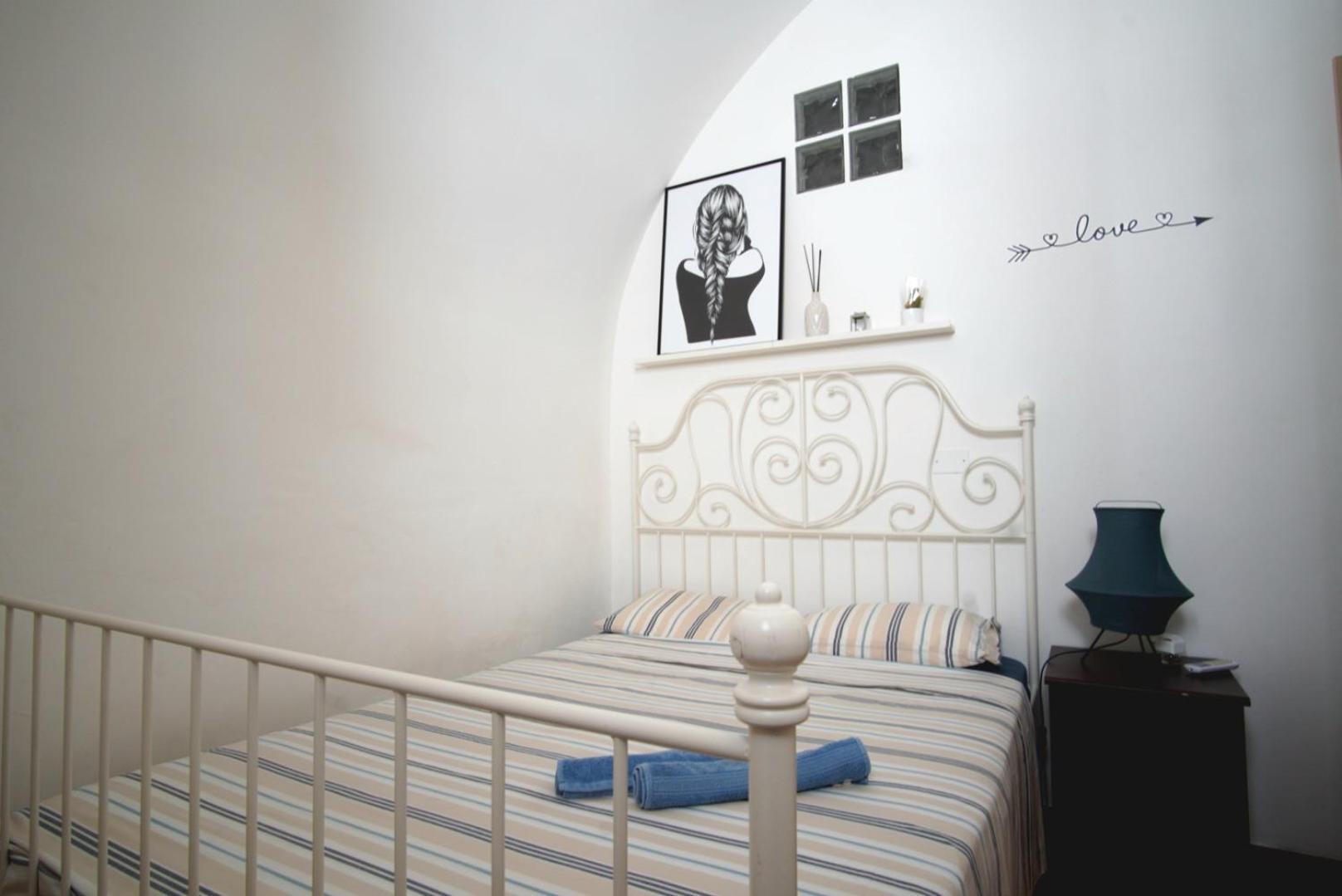 The 'Ferdinando' Refuge Apartment Месане Екстериор снимка